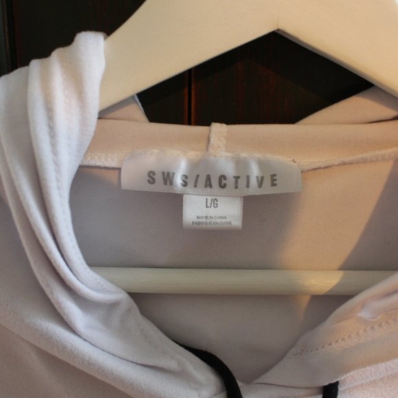 Cropped Armed Striped Hoodie - Picture 3 of 3